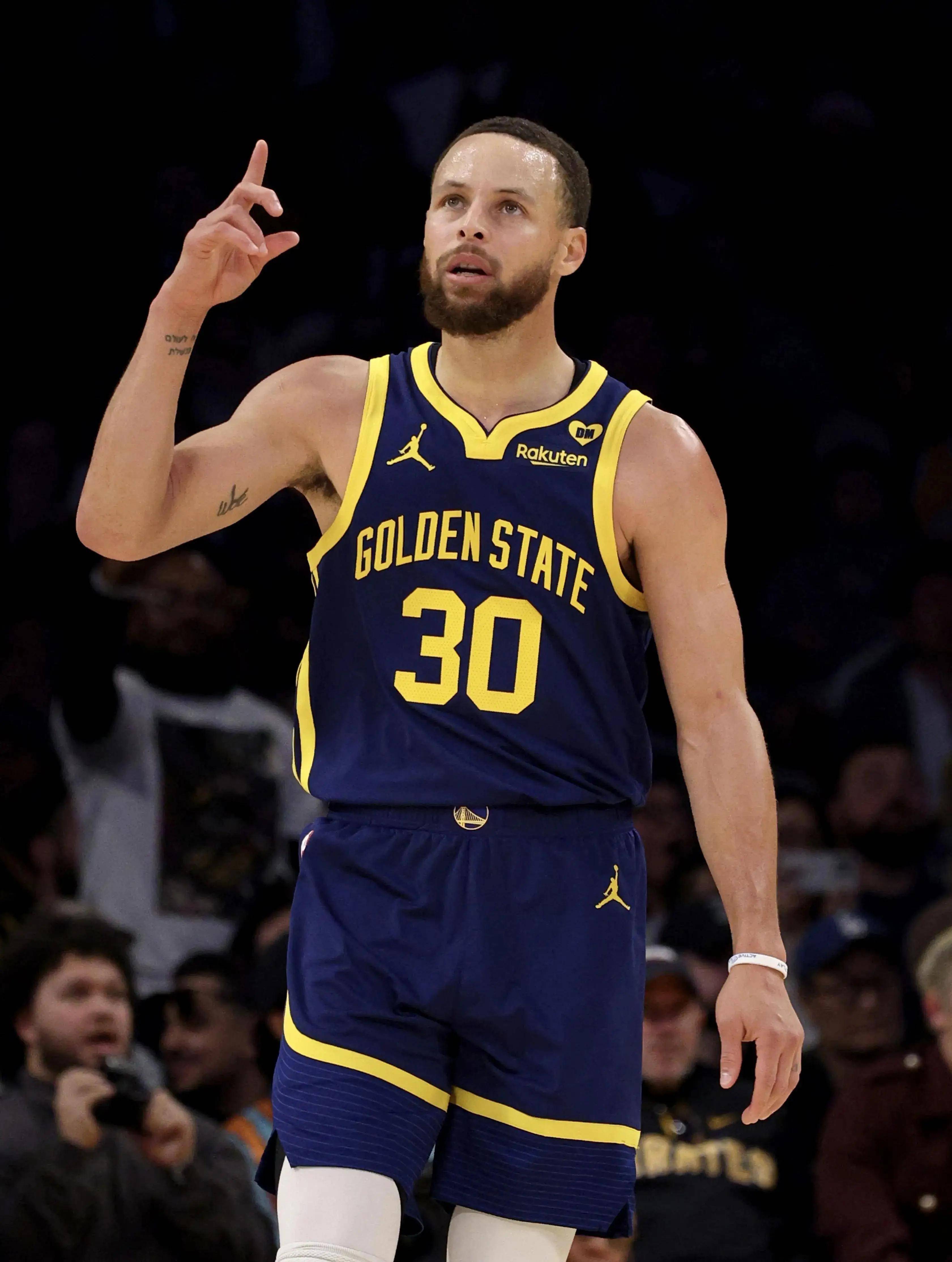 激烈的防守 激烈的防守