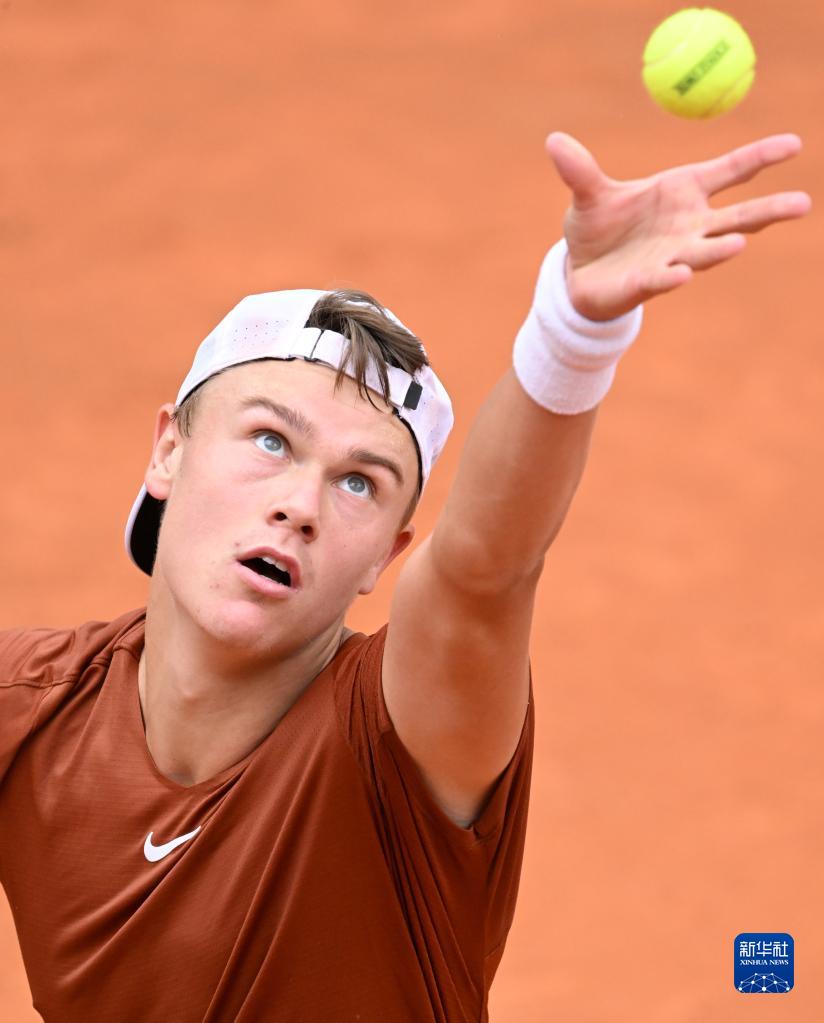 从战术角度 从战术角度