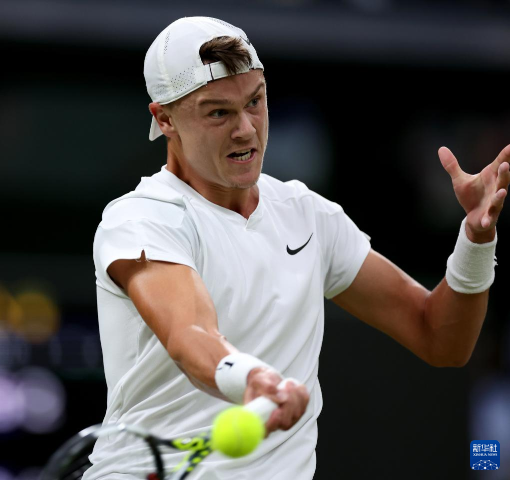 之间的较量 之间的较量